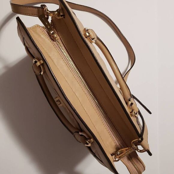 Michael Kors Biege Vivianne Patent Messenger Bag - Picture 9 of 14